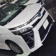 リュウ様専用 トヨタ ノア W×BⅢ ミニカー 非売品 カラー