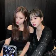 GFRIEND VIVIZ ウナ 特典 トレカ - メルカリ