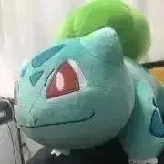 Ado auスマートパスプレミアム ラッキー・ブルート ぬいぐるみ