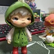 MEGA SPACE MOLLY 100% チャーリー・ブラウン & スヌーピー