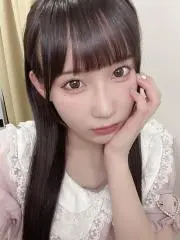激安商品 直筆サイン入りチェキ 石川花音 SKE48 ① メルカリ - アイドル