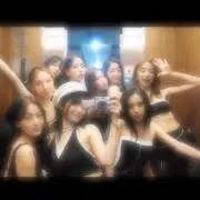 TWICE モモ 缶バッジ セット まとめ売り 痛バ グッズ 7月13日まで〛TWICE モモ 缶バッジ セット まとめ売り 痛バ