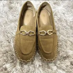 【新品未使用】ZARA 　フラットコインローファー メタルディティール 黒　38 ZARA フラットローファー メタルディテール 38｜Yahoo!フリマ