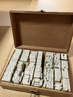 Item thumbnail for item ecbec61f-e9f9-406f-9102-4932749f1ba0