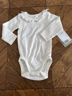 60cm H&M 新品未使用品 ホワイト長袖ボディスーツ フリル付き