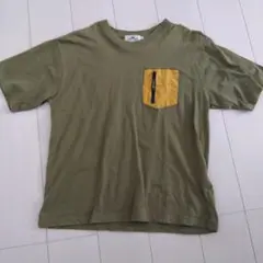 カーキー色　Tシャツ