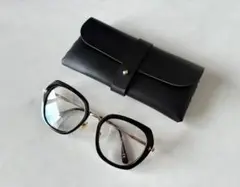 Item thumbnail for item ddc34649-4d4f-40c9-b4ac-16dddefd3e71