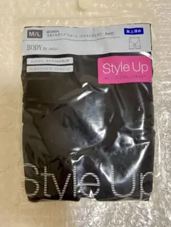 新品未開封 ユニクロ スタイルアップショーツ ジャストウエス四分丈股上深めM/L