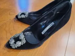 マノロブラニク パンプス 37