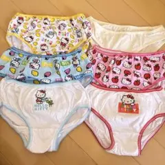 ハローキティ 未使用　120 下着セット パンツ