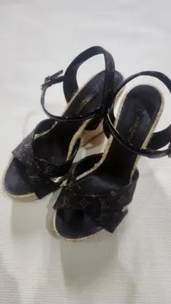 Item thumbnail for item 2647f30c-2a58-46d3-a27e-3748bb9b1384