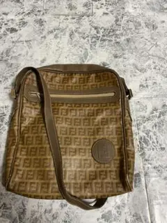 FENDI フェンディ ショルダーバッグ ズッカ