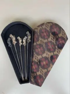 Item thumbnail for item dcce3e8d-9b79-4659-9a9d-9c2215ff62be