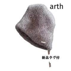 Item thumbnail for item 10dcd585-ce8f-40d9-b0a4-e9e1b0c7927d