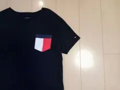 20美品【TOMMY HILFIGER】トミーヒルフィガー Tシャツ 海外限定