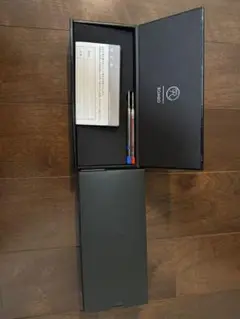 Item thumbnail for item c6105c57-da41-4221-abc8-acb76ce25727