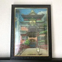 ジブリ　千と千尋の神隠し　湯屋　アートクリスタルジグソー　完成品