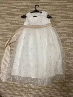 ⭐️美品⭐️ ホワイト花柄刺繍ドレス 140cm