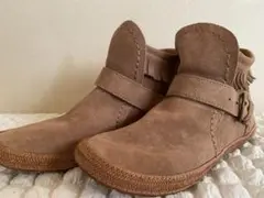 UGG フリンジブーツ