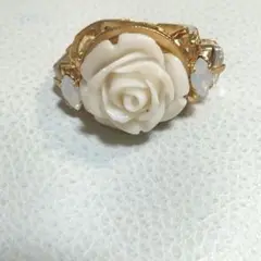 ★バラモチーフ リング 白 ゴールド フランゴ 指輪 a0362