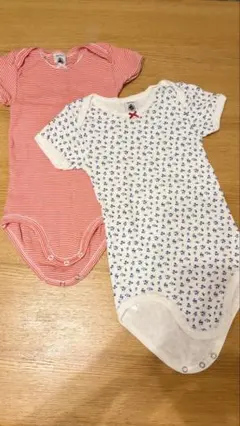 プチバトー　【ほぼ未使用】赤と白のストライプ・花柄ボディスーツ2点セット
