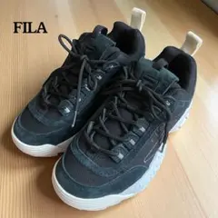 美品 FILA レディース スニーカー ディスラプター 2　ブラック 22.5