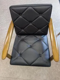 送料込み　カリモク家具　応接 1人掛け　合成皮革椅子　肘掛椅子　WS1180BW