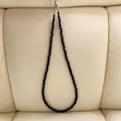ブラックスピネル　ネックレス