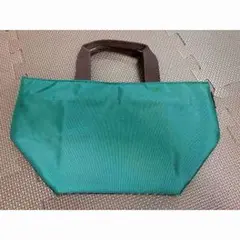 ナイロン製緑色エコバッグ