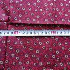 赤色花柄 綿プリント生地 約50✕110cm　219