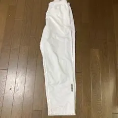 adidas ホワイトパンツ Mサイズ