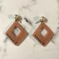プティローブノアー ピアス