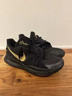 【特価】ナイキ メンズ カイリーロー　Nike Kyrie Low