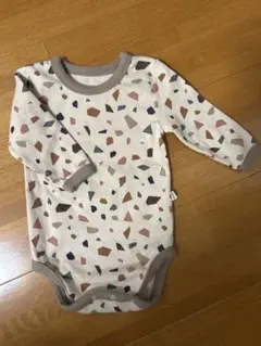 peeka boo テラゾー模様ロンパース
