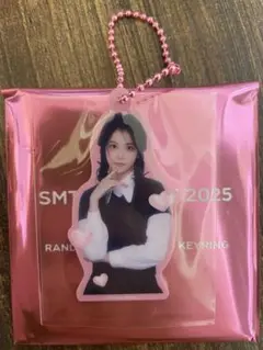 SMTOWN ランダムミニアクリルキーホルダー カルメン