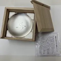 Item thumbnail for item 53f9b92a-7e48-4e2b-b533-ba8d5ff61165