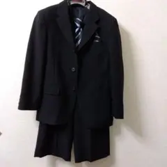 黒ストライプスーツ 130サイズ ネクタイ付き
