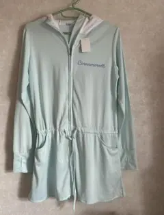 新品 シナモンラッシュガード シナモン 日焼け対策