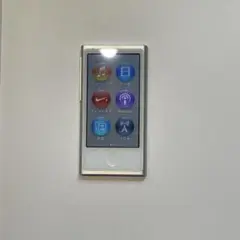Apple iPod nano (7世代) シルバー16GB 動作良好