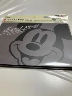 ディズニー　ミッキーマウス　マウスパッド　縦15㎝横21㎝