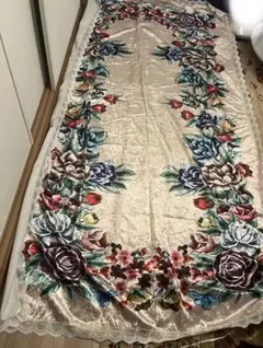 1.5*2.5m 花柄　ベージュ　ベルベット風　テーブルクロス　レース　未使用