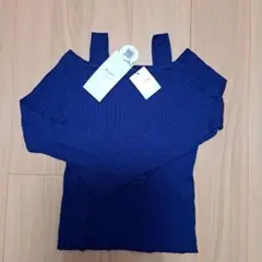新品☆オフショルトップス