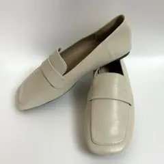 【新品未使用品】トラッドスタイルのミニマムローファーアイボリー24㎝