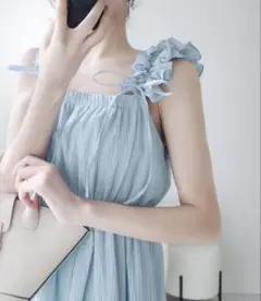 mily bilet フリルショルダーAラインティアードキャミワンピース M