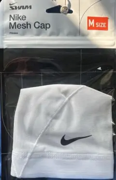 NIKE 水泳帽（Mサイズ）