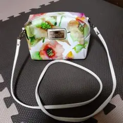 ショルダーバッグ