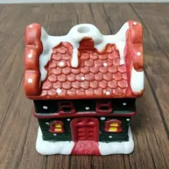 クリスマス 陶器製 赤い家の装飾品