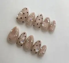 Item thumbnail for item 16b0eeaf-d77f-490a-89ec-fbf0db53dc98