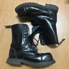Knightsbrigde 10 Holes Black Boots