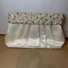 オケージョン　クラッチバッグ
